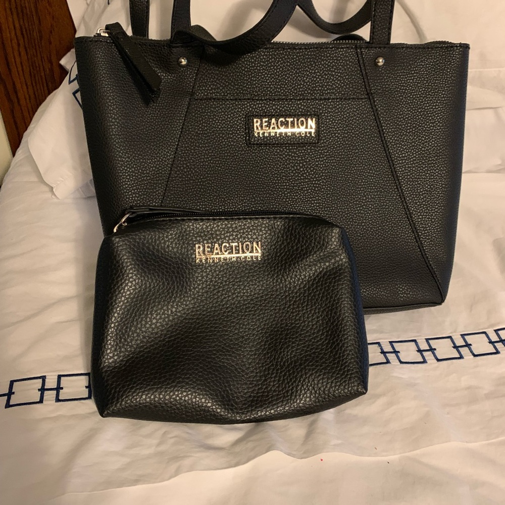 Kenneth Cole tote